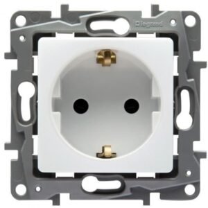 Priza simpla alba cu protectie pentru copii Legrand Niloe 764529