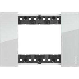 Rama ornament 3 module Bticino Living Now KA4803DA, sky
