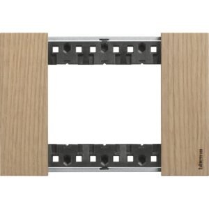 Rama ornament 3 module Bticino Living Now KA4803LM, stejar