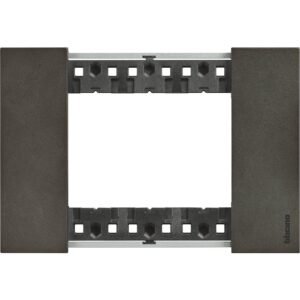 Rama ornament 3 module Bticino Living Now KA4803NG, space