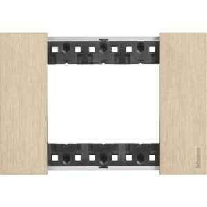 Rama ornament 3 module Bticino Living Now KA4803ZW, auriu