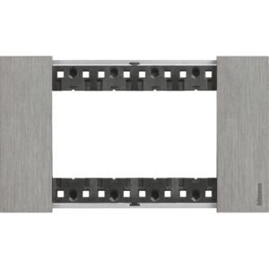 Rama ornament 4 module Bticino Living Now KA4804ZG, otel